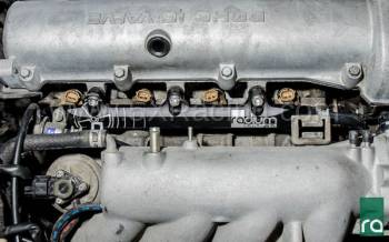 Mazda Miata OEM NA6 1.6 Fuel Injector Rail